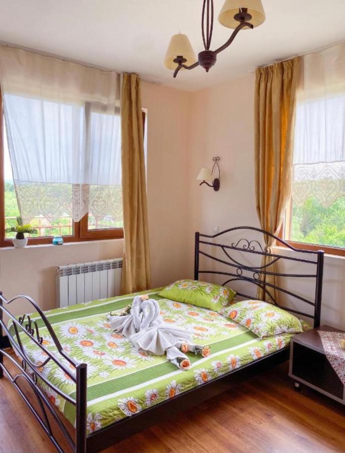 Kyshta Za Gosti Raya Hotel Fazanovo Exterior photo